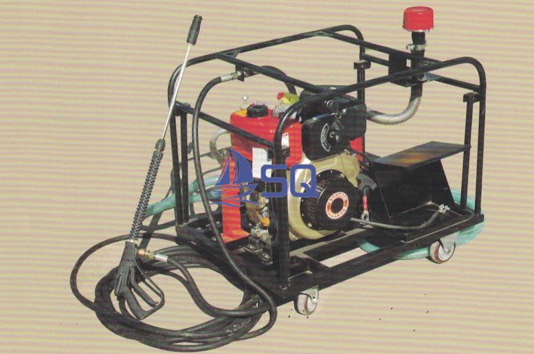 Oil Spill Dispersant Spraying Device