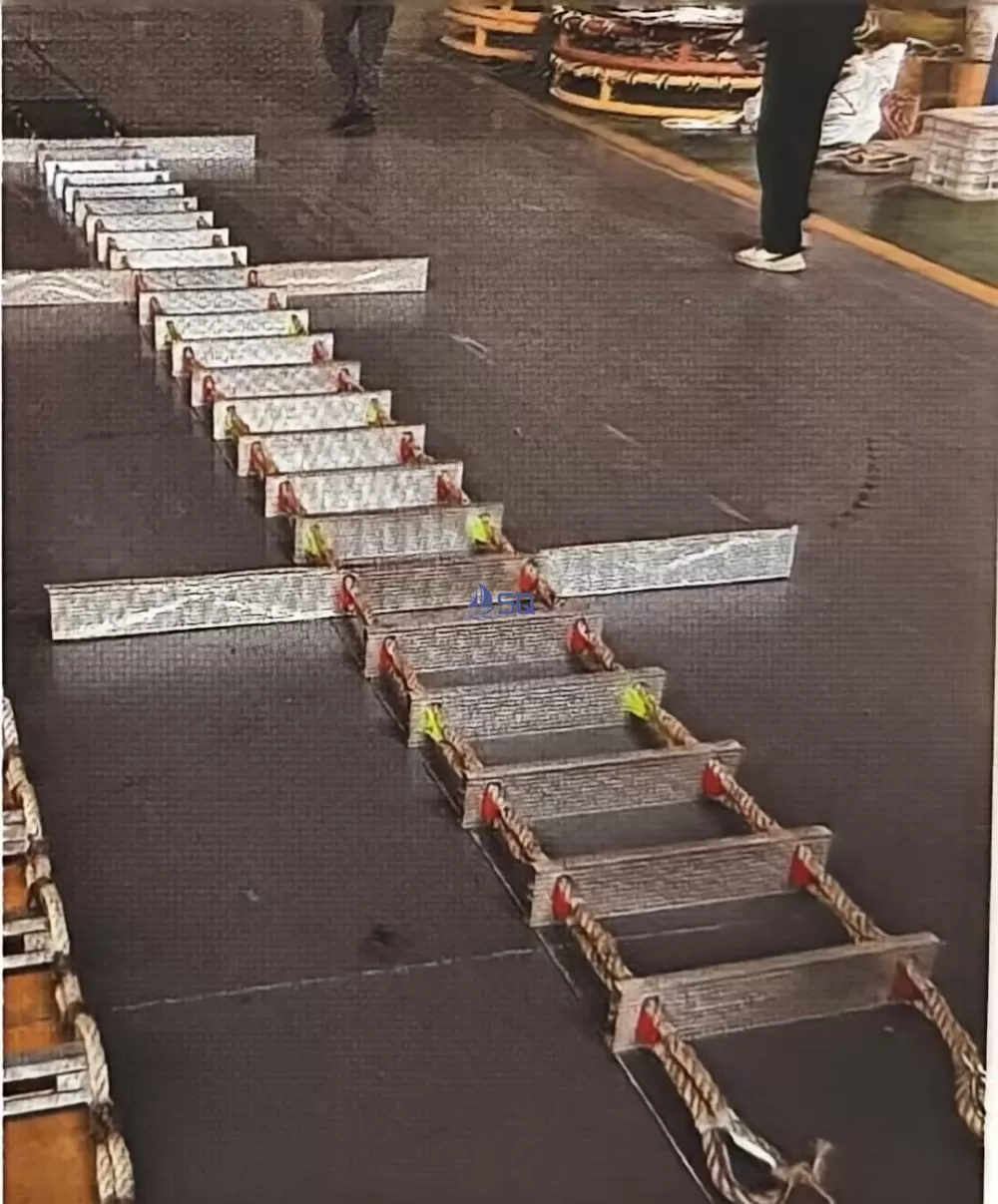 Aluminum Alloy Rope Ladder with Gs type oval step