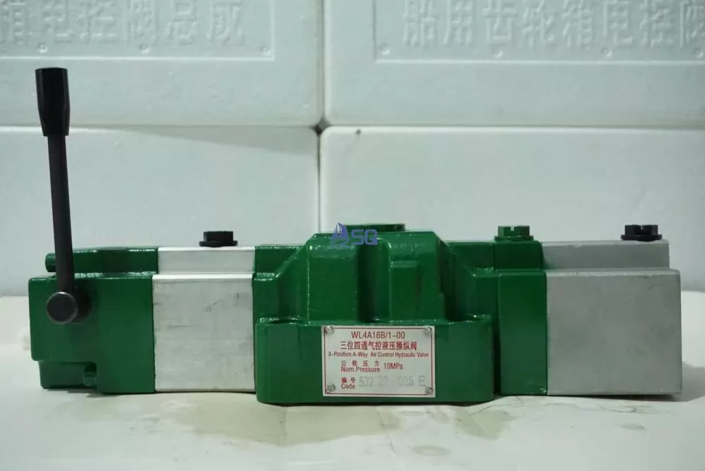 GEARBOX CONTROLLER 3-POSITION 4-WAY AIR CONTROL HYDRAULIC VALVE WL4A16B/1-00
