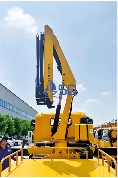 Knuckle Boom Crane